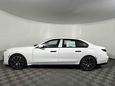 New 2026 BMW 740i xDrive w/ Executive Package image 4