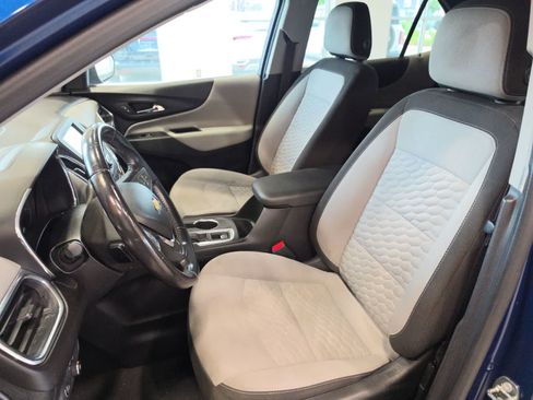 Used 2019 Chevrolet Equinox LT FWD image 14