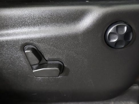 Used 2021 Jeep Grand Cherokee Limited X image 36