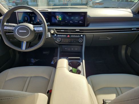 Used 2025 Hyundai Sonata SEL FWD image 9