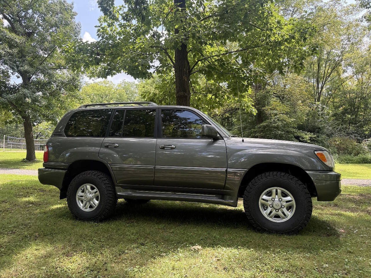 Used 2002 Lexus LX 470 4WD image 10