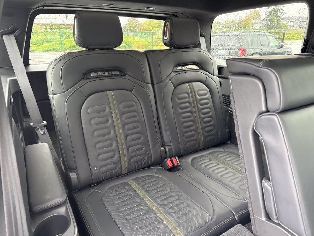 Used 2025 Rivian R1S Adventure Dual AWD/4WD image 14