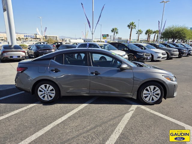 Used 2025 Nissan Sentra S FWD image 8
