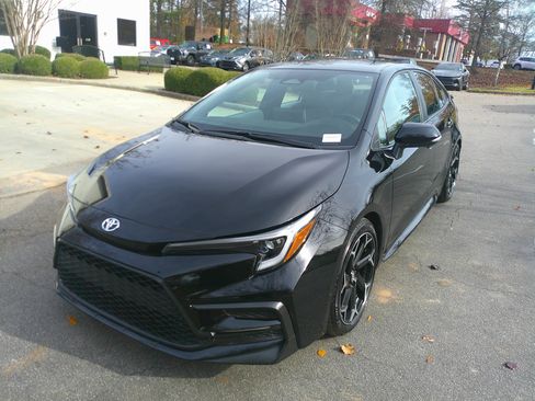 Used 2025 Toyota Corolla FX image 5