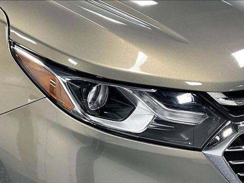 Used 2019 Chevrolet Equinox Premier image 29