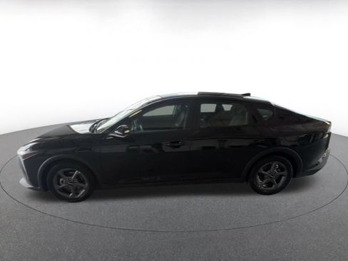 Used 2026 Kia K4 FWD image 8