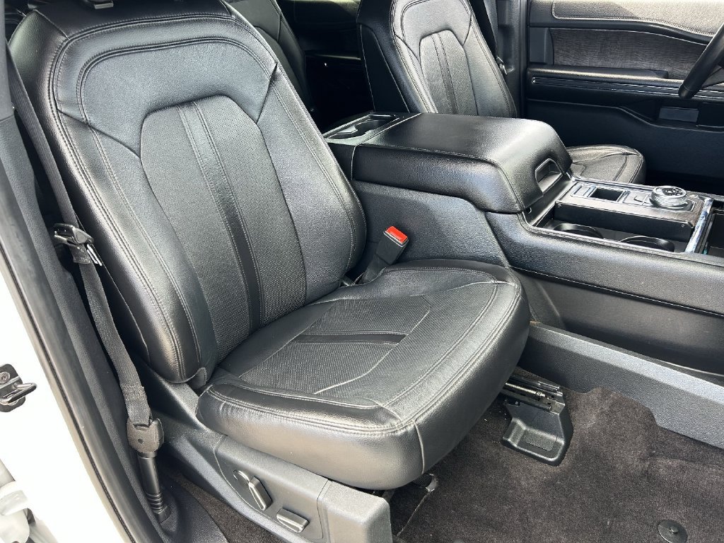Used 2020 Ford Expedition Max Limited RWD image 10