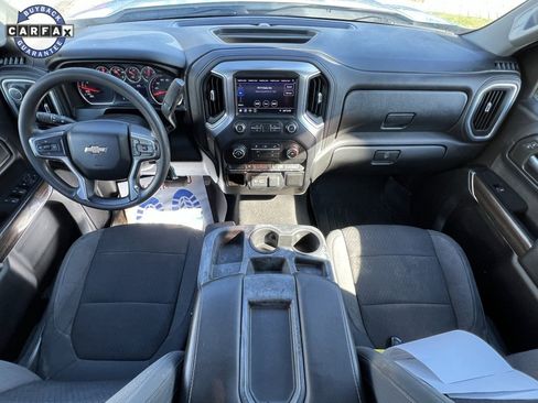 Used 2020 Chevrolet Silverado 1500 LT image 2