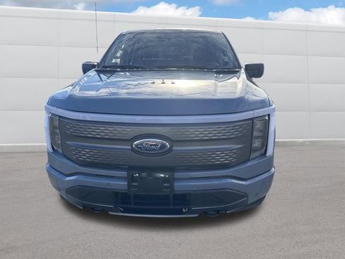 Used 2023 Ford F150 Lightning XLT image 13