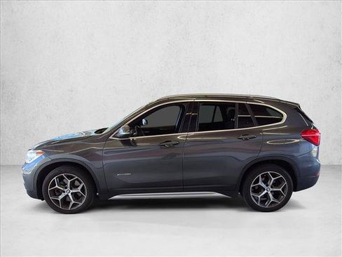 Used 2017 BMW X1 xDrive28i w/ Premium Package AWD/4WD image 6