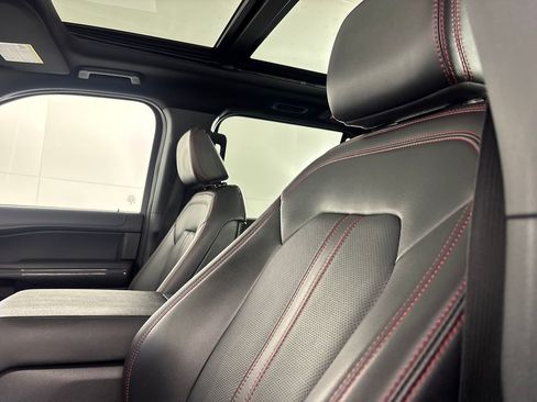 Used 2024 Ford Expedition Max Limited image 10