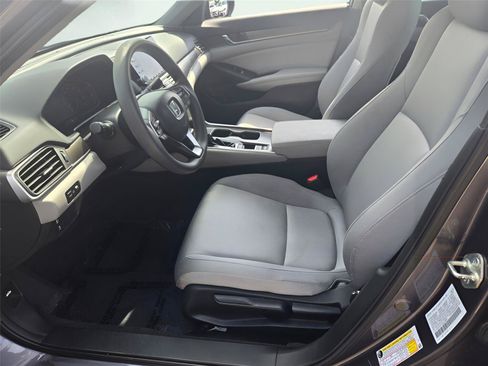 Used 2020 Honda Accord LX image 17