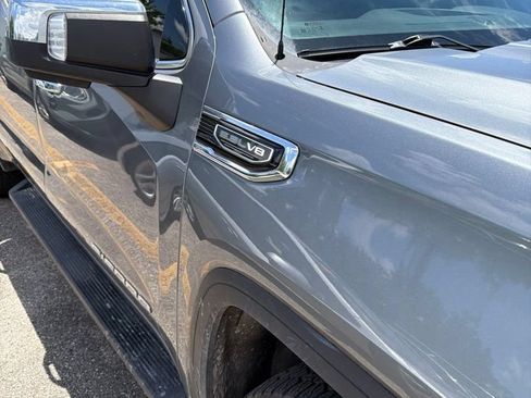 Used 2021 GMC Sierra 1500 SLT AWD/4WD image 4