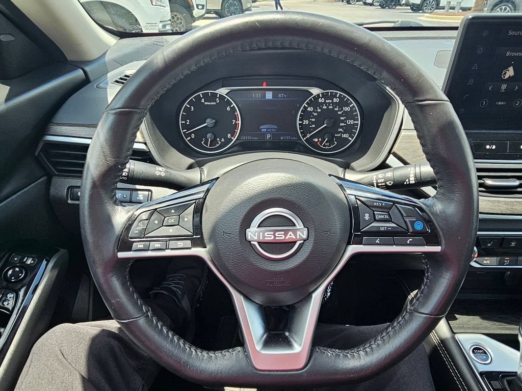 Certified 2023 Nissan Altima 2.5 SV w/ SV Premium Package AWD/4WD image 19