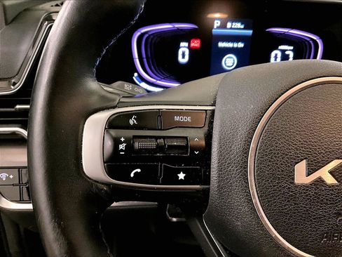 Used 2023 Kia Sportage EX image 17