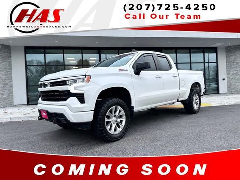Used 2024 Chevrolet Silverado 1500 RST w/ Z71 Off-Road Package AWD/4WD image 1