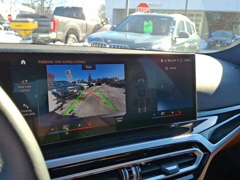 Used 2023 BMW 330i xDrive Sedan w/ Premium Package image 20