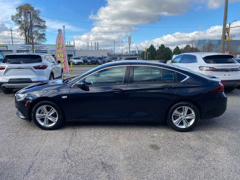 Used 2018 Buick Regal Preferred image 6