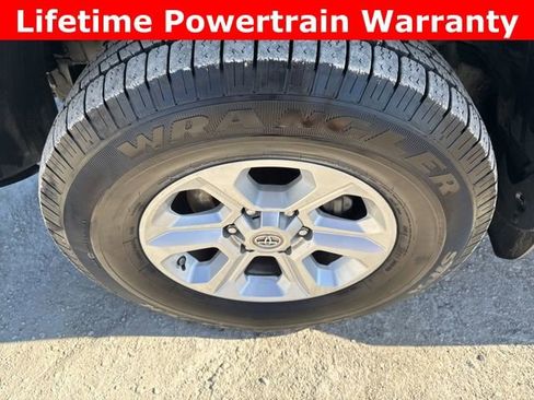 Used 2019 Toyota 4Runner SR5 image 27