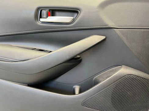 Used 2021 Toyota Corolla SE image 20