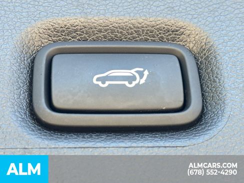 Used 2023 Hyundai Santa Fe SEL Premium image 27