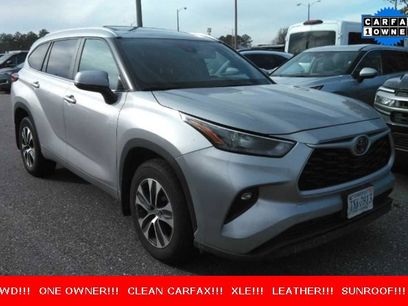 Used 2023 Toyota Highlander XLE