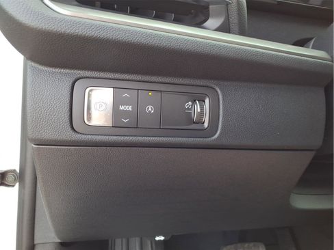 New 2026 Chevrolet Traverse LT w/ Enhanced Driving Package image 17