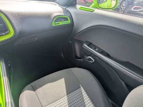 Used 2019 Dodge Challenger R/T Scat Pack RWD image 15