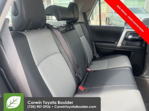 Used 2023 Toyota 4Runner SR5 Premium image 9