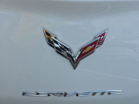 Used 2014 Chevrolet Corvette Stingray Convertible w/ 3LT Preferred Equipment Group image 28