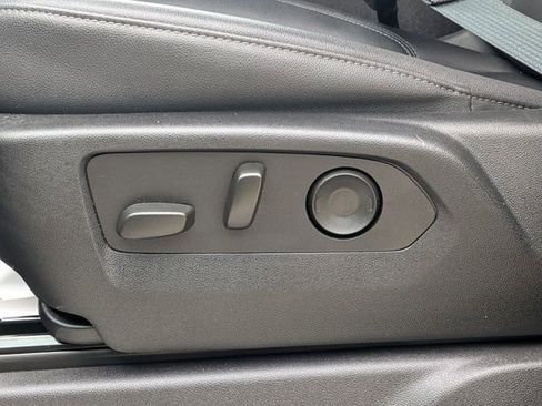 Used 2023 Chevrolet Silverado 1500 LTZ w/ Z71 Off-Road Package image 19