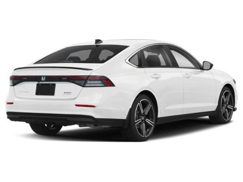 Used 2025 Honda Accord Sport image 2
