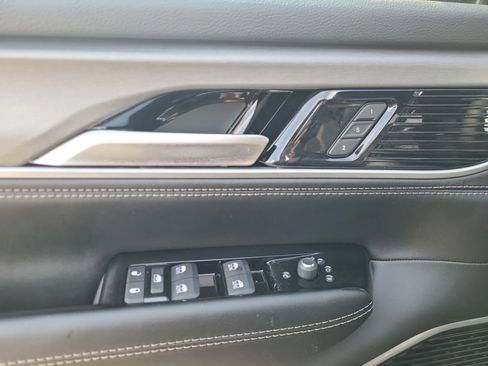 New 2026 Jeep Grand Wagoneer Limited image 32