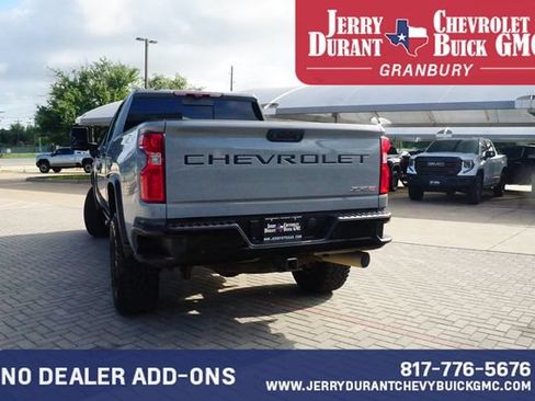 Used 2024 Chevrolet Silverado 2500 ZR2 w/ Technology Package AWD/4WD image 6