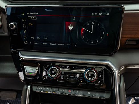 Used 2025 GMC Sierra 1500 Denali Ultimate image 25