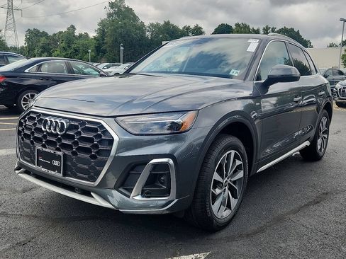 Used 2024 Audi Q5 2.0T Premium w/ Convenience Package AWD/4WD image 9