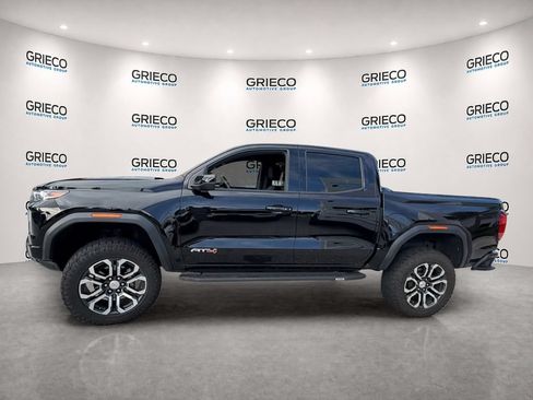 Used 2023 GMC Canyon AT4 w/ AT4 Premium Package AWD/4WD image 4
