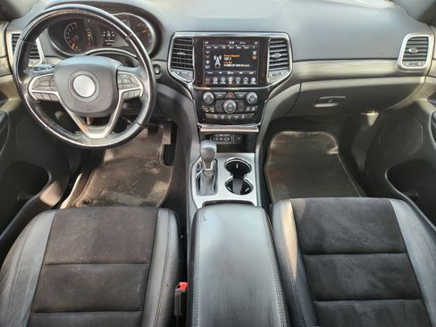 Used 2020 Jeep Grand Cherokee Altitude RWD image 24