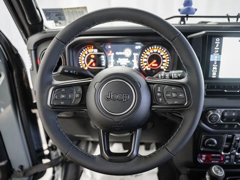 New 2026 Jeep Wrangler Unlimited Rubicon w/ Dual Top Group AWD/4WD image 32