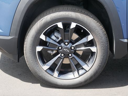 Used 2026 Chevrolet Equinox RS w/ Safety and Technology Package AWD/4WD image 9