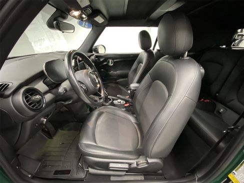 Used 2021 MINI Cooper Convertible w/ 6.5" Touchscreen Package image 17