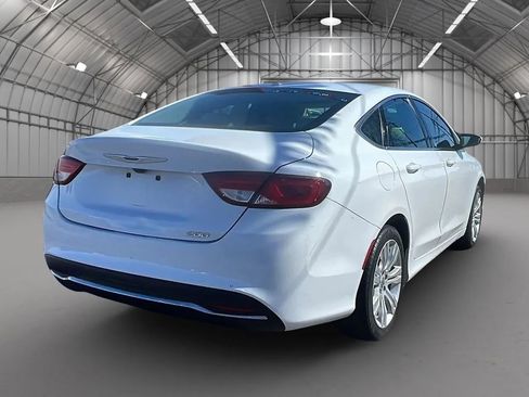 Used 2015 Chrysler 200 Limited w/ Convenience Group FWD image 5