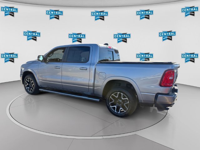 Used 2025 RAM 1500 Laramie AWD/4WD image 4