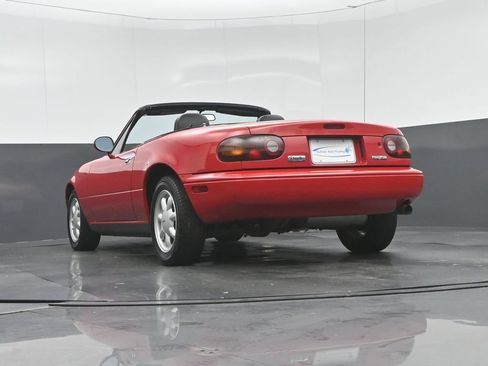 Used 1990 MAZDA MX-5 Miata RWD image 33