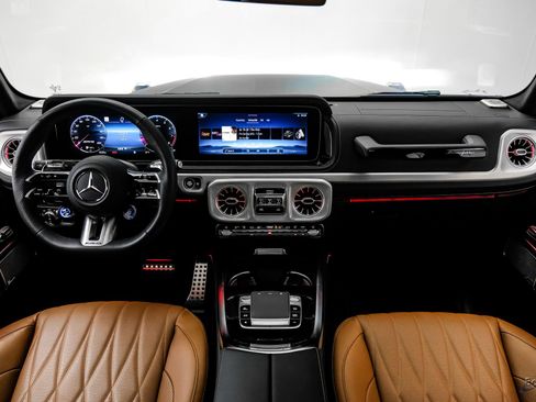 Used 2025 Mercedes-Benz G 63 AMG 4MATIC image 33