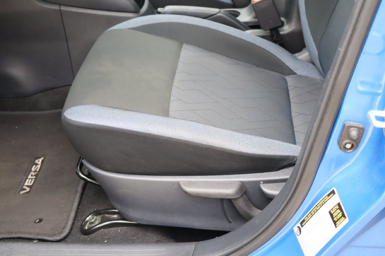 Used 2024 Nissan Versa SV FWD image 13