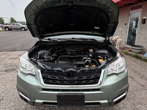 Used 2018 Subaru Forester 2.5i Premium AWD/4WD image 10