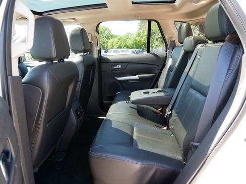 Used 2014 Ford Edge Limited w/ Equipment Group 301A AWD/4WD image 11