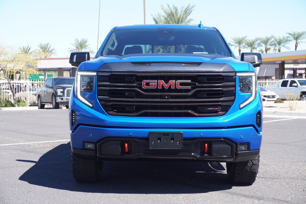 Used 2023 GMC Sierra 1500 AT4X AWD/4WD image 8