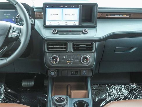 Used 2023 Ford Maverick Lariat FWD image 17